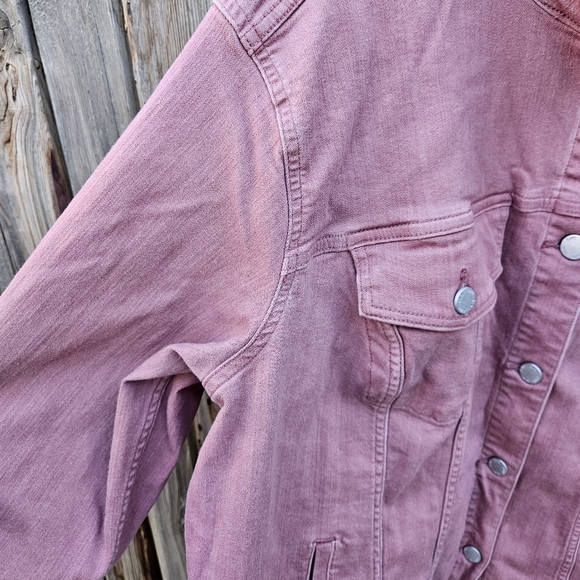 EVRI Dusty Rose Denim Jacket with Button Front Size 2X - Picture 9 of 16